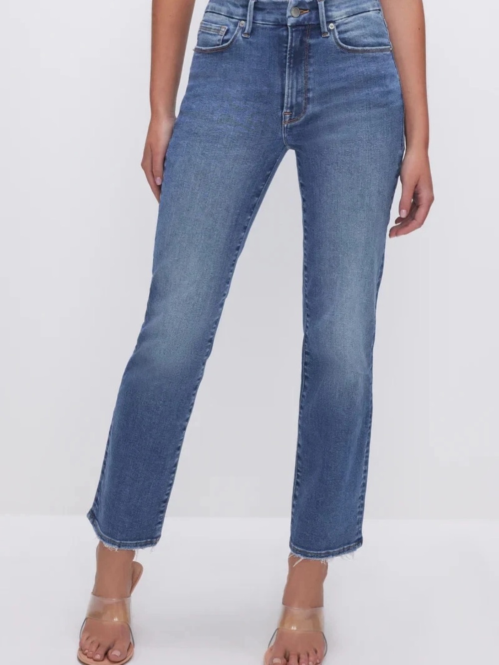 Good American Straight Leg Jeans in Medium Blue Wash